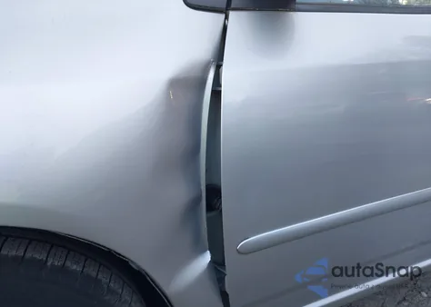 2003 Toyota Corolla Le z USA, uszkodzony, nr VIN 2T1BR32E03C154226